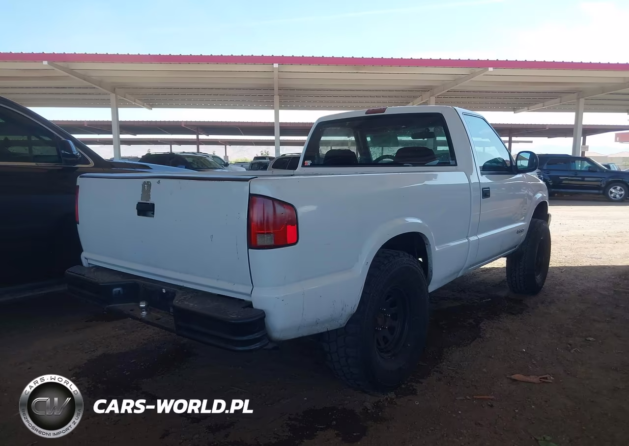 1996 Chevrolet S Truck S10 VIN:1GCCS14W6TK124679 - 4