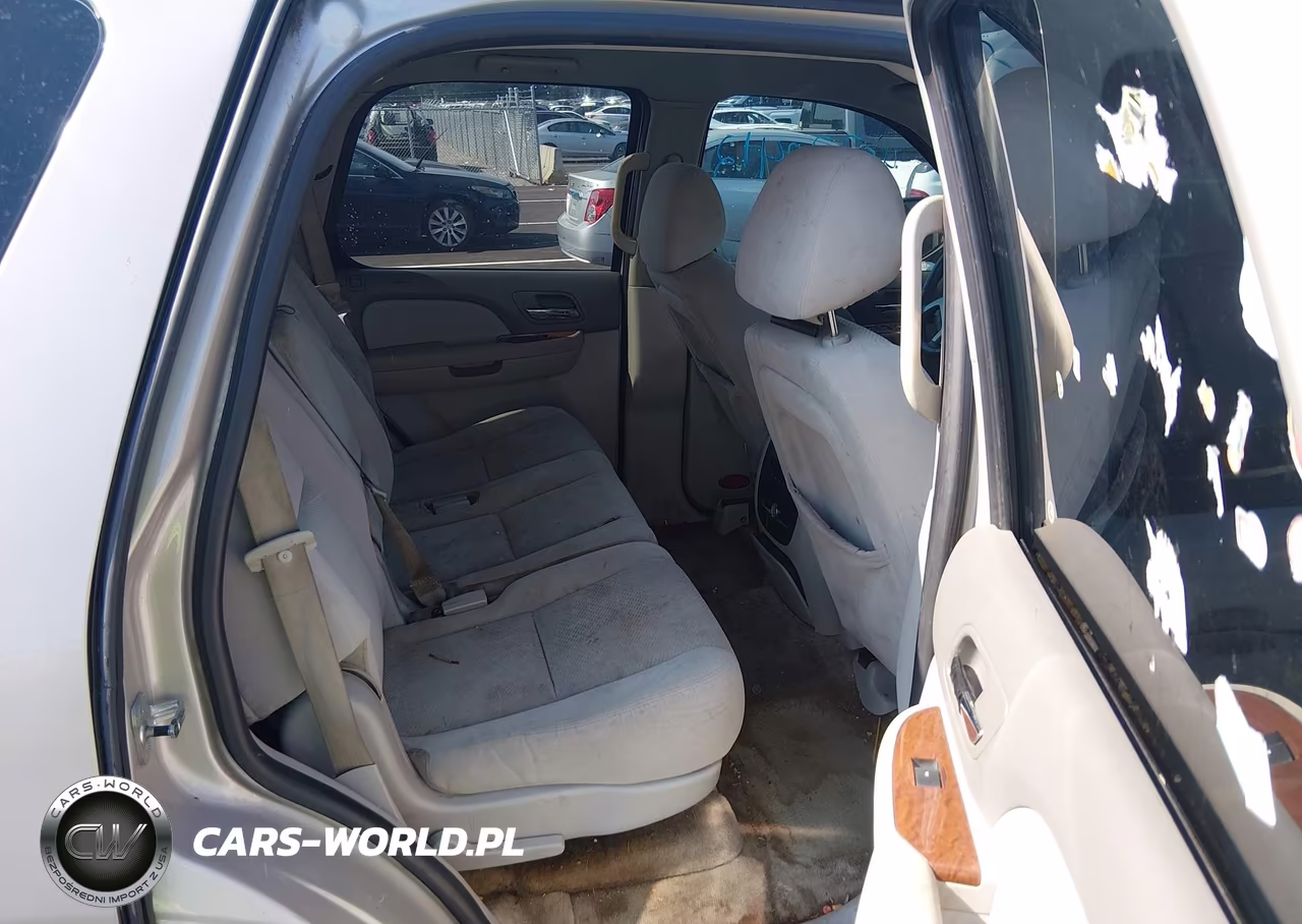 2007 GMC Yukon Commercial VIN:1GKFC13J97R214376 - 8