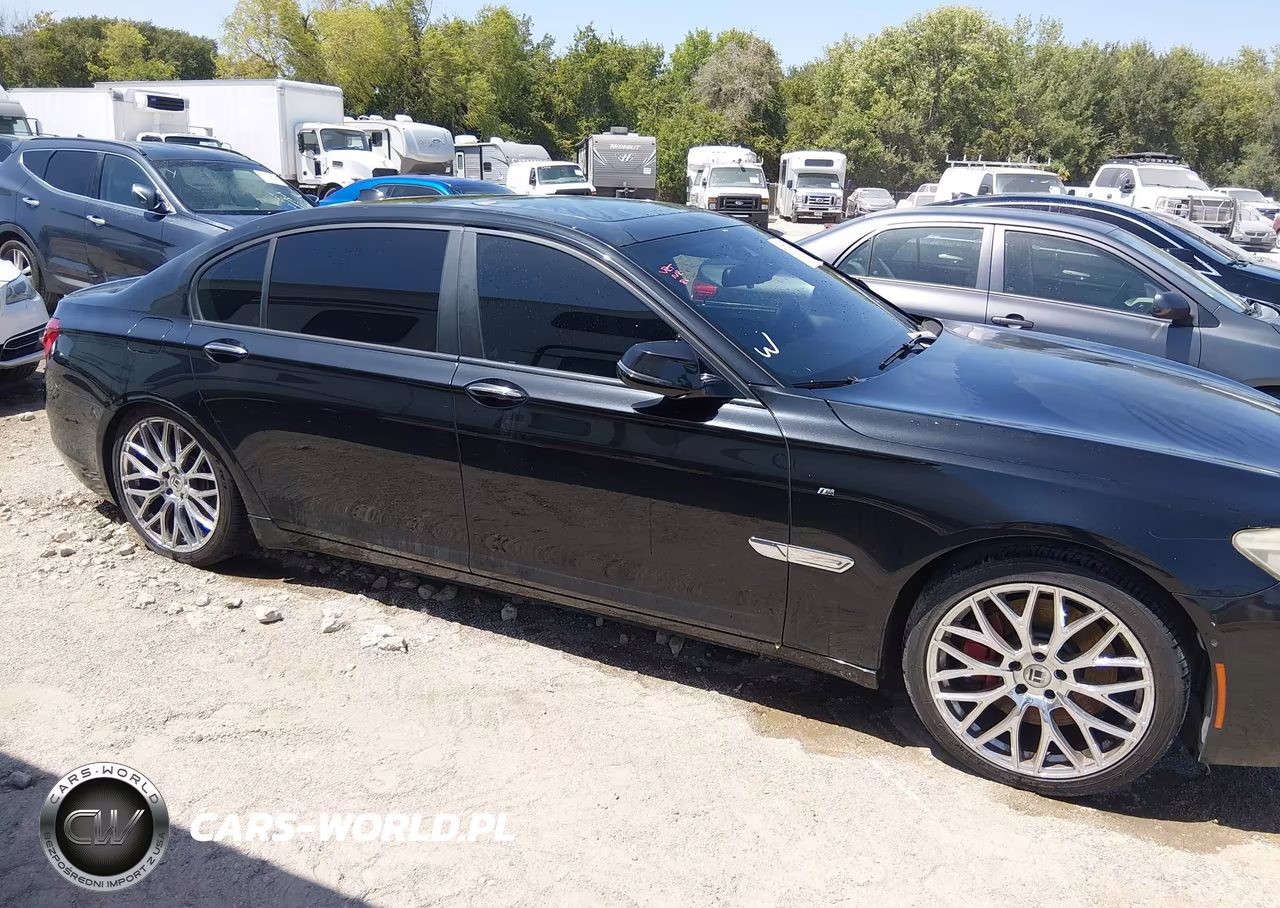 2014 BMW Alpina B7 VIN:WBAYE8C55ED134221 - 13