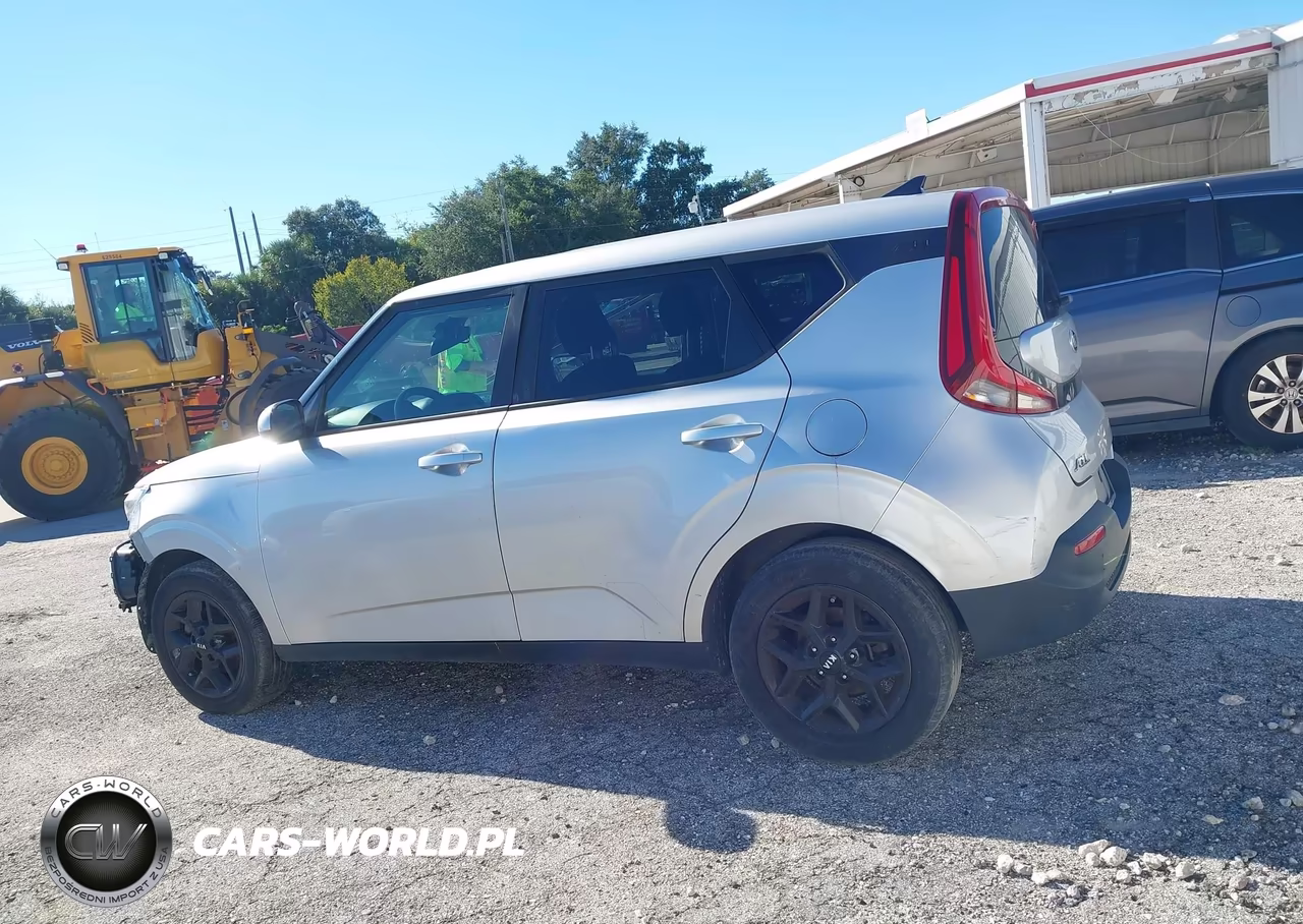 2020 Kia Soul S VIN:KNDJ23AU4L7718874 - 14