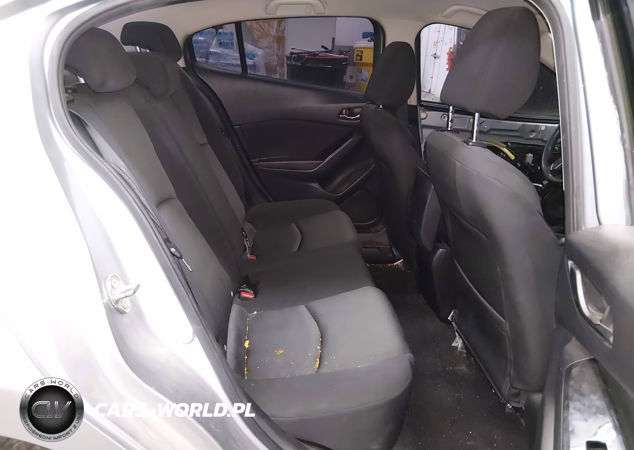 2018 Mazda Mazda3 Sport VIN:3MZBN1U79JM217162 - 8