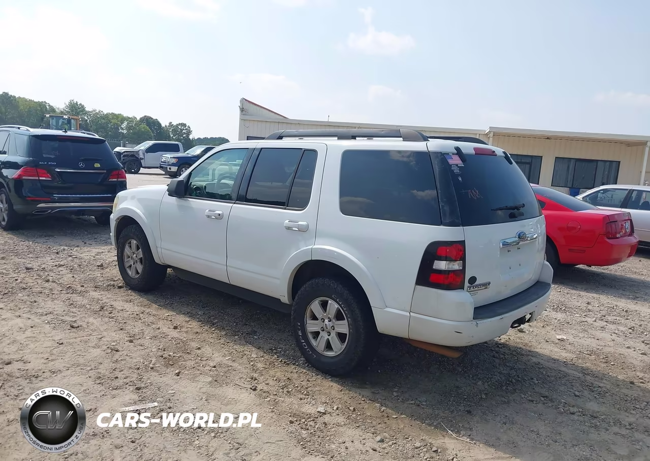 2010 Ford Explorer Xlt VIN:1FMEU6DEXAUA11418 - 3