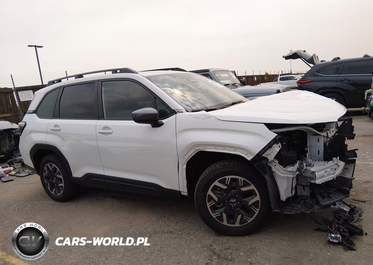 2025 Subaru Forester Premium VIN:JF2SLDDC6SH588584 - 14