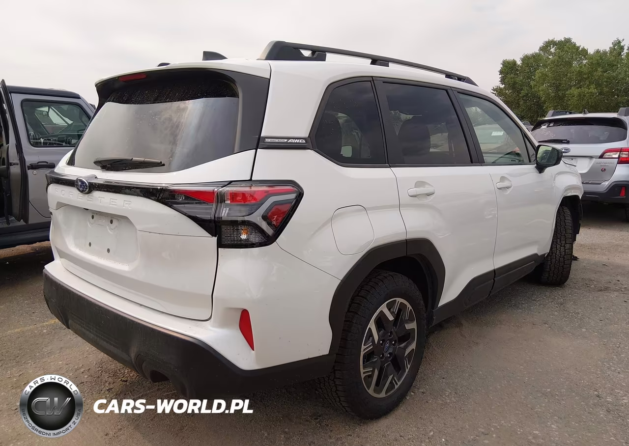 2025 Subaru Forester Premium VIN:JF2SLDDC6SH588584 - 4