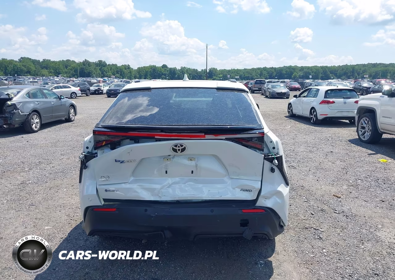 2025 Toyota Bz4X Xle VIN:JTMABACA9SA101950 - 17
