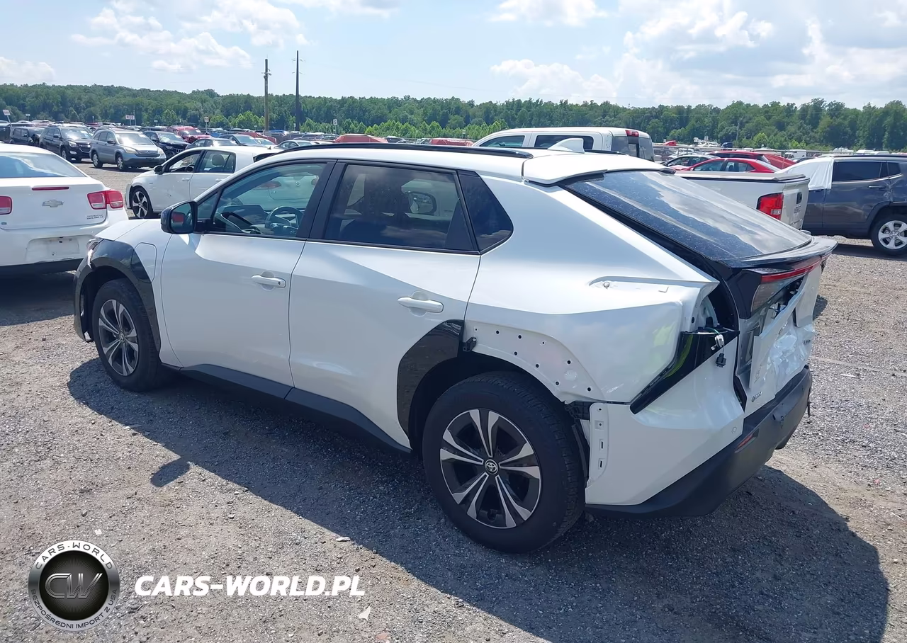 2025 Toyota Bz4X Xle VIN:JTMABACA9SA101950 - 3