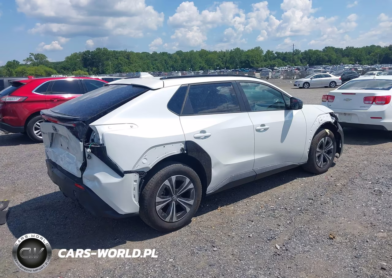 2025 Toyota Bz4X Xle VIN:JTMABACA9SA101950 - 4