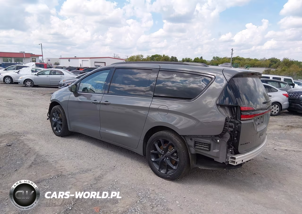 2022 Chrysler Pacifica Touring L Awd VIN:2C4RC3BG1NR174358 - 3