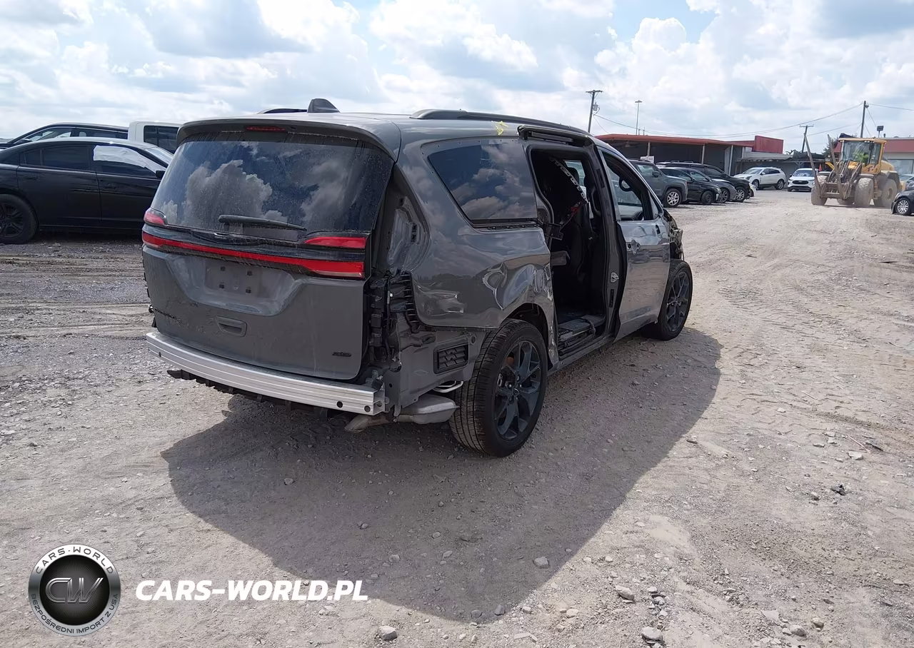 2022 Chrysler Pacifica Touring L Awd VIN:2C4RC3BG1NR174358 - 4