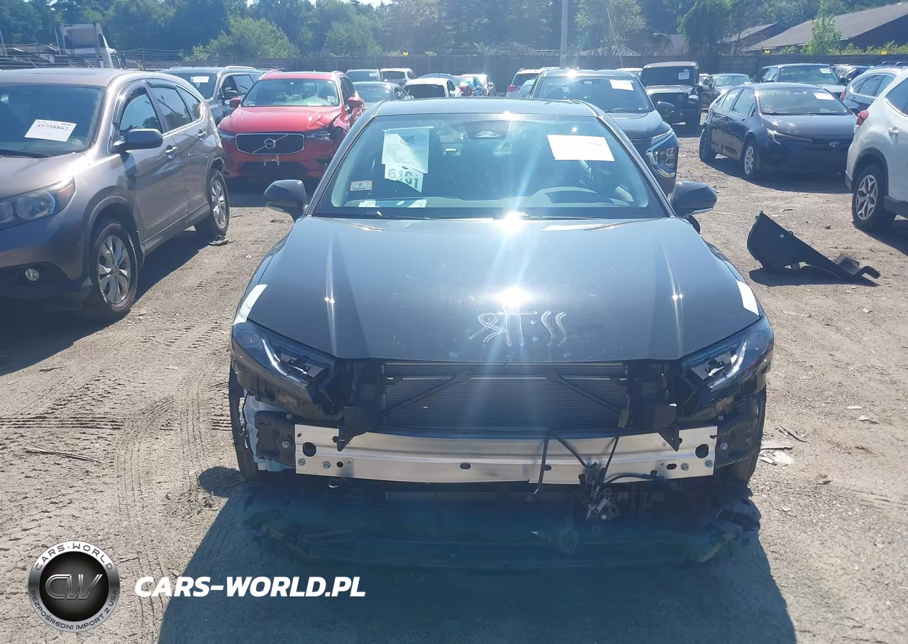 2026 Toyota Camry Le VIN:4T1DAACK1TU752431 - 13