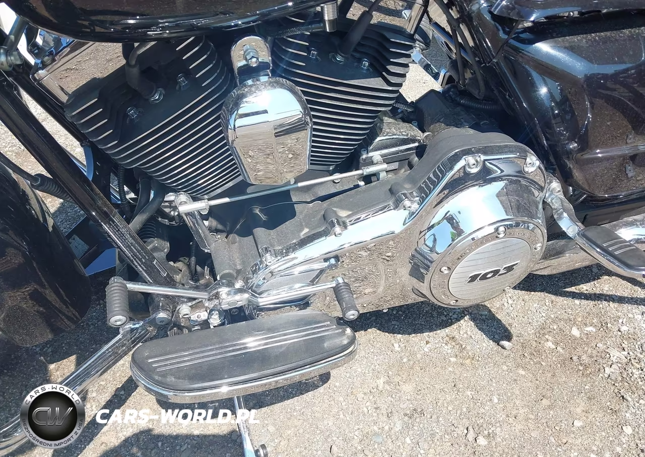 2013 Harley-Davidson Flhx Street Glide VIN:1HD1KBM12DB600668 - 9