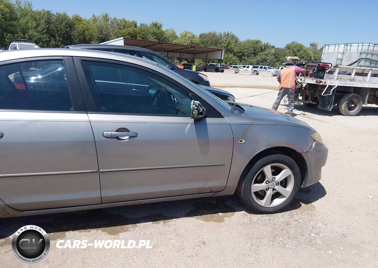 2006 Mazda Mazda3 I Touring VIN:JM1BK12F461501115 - 13