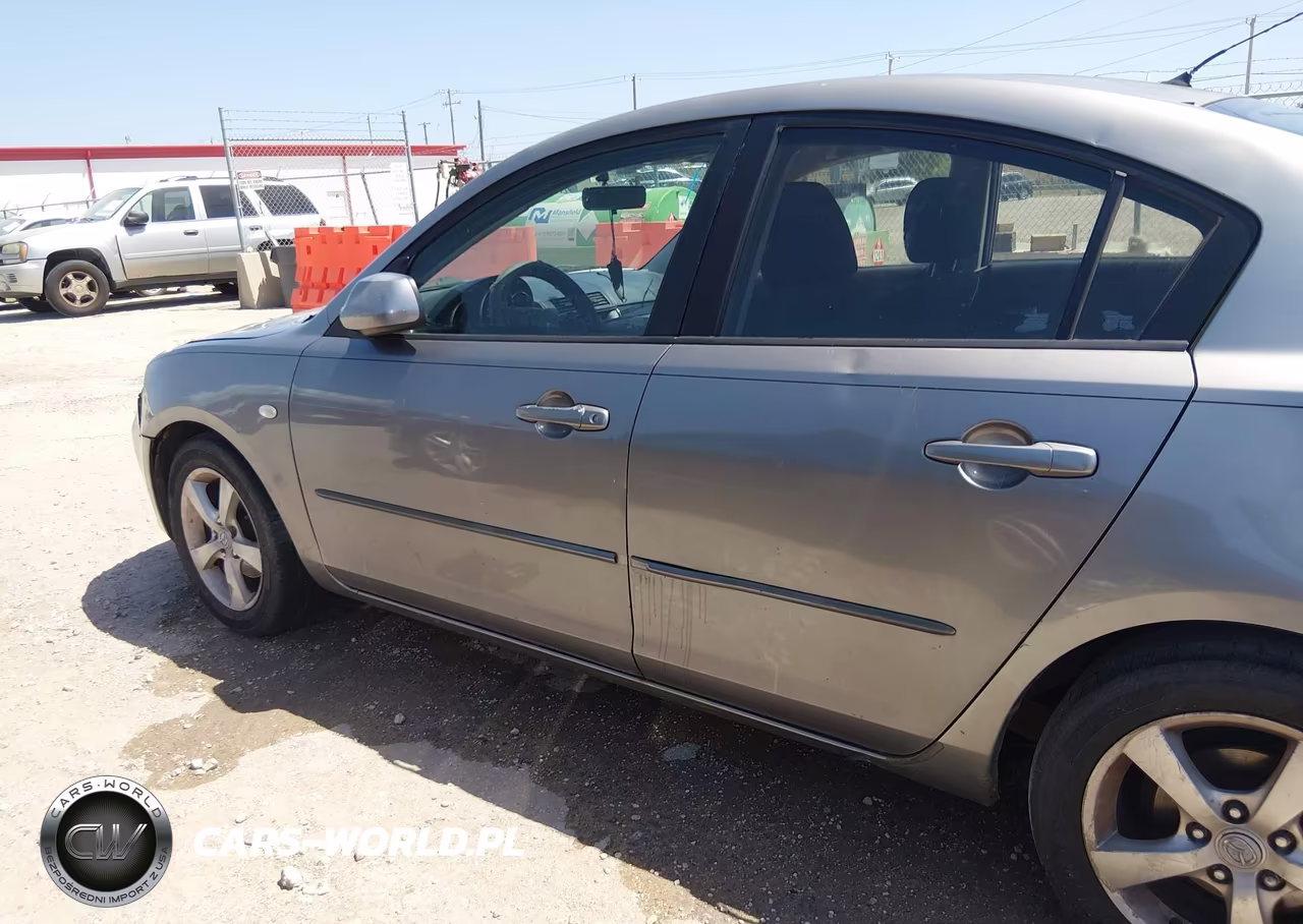 2006 Mazda Mazda3 I Touring VIN:JM1BK12F461501115 - 14
