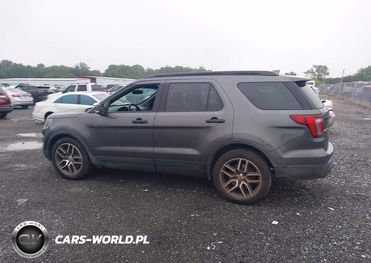 2016 Ford Explorer Sport VIN:1FM5K8GT6GGA01097 - 14