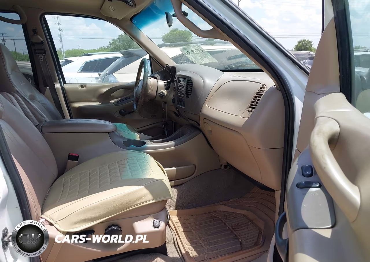 1999 Ford Expedition Eddie Bauer-Xlt VIN:1FMPU18L4XLA62349 - 5
