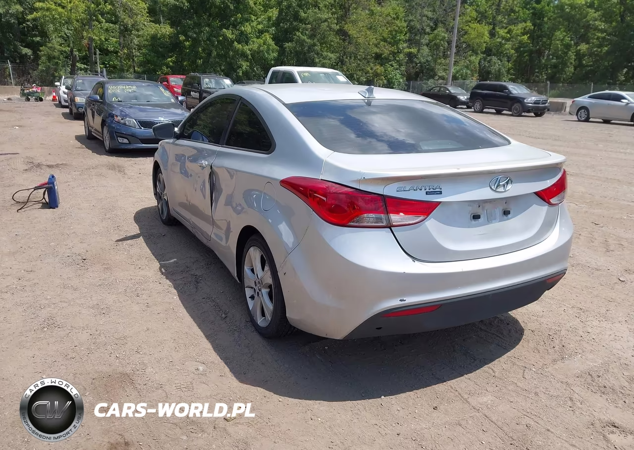 2013 Hyundai Elantra Se VIN:KMHDH6AE6DU008895 - 3