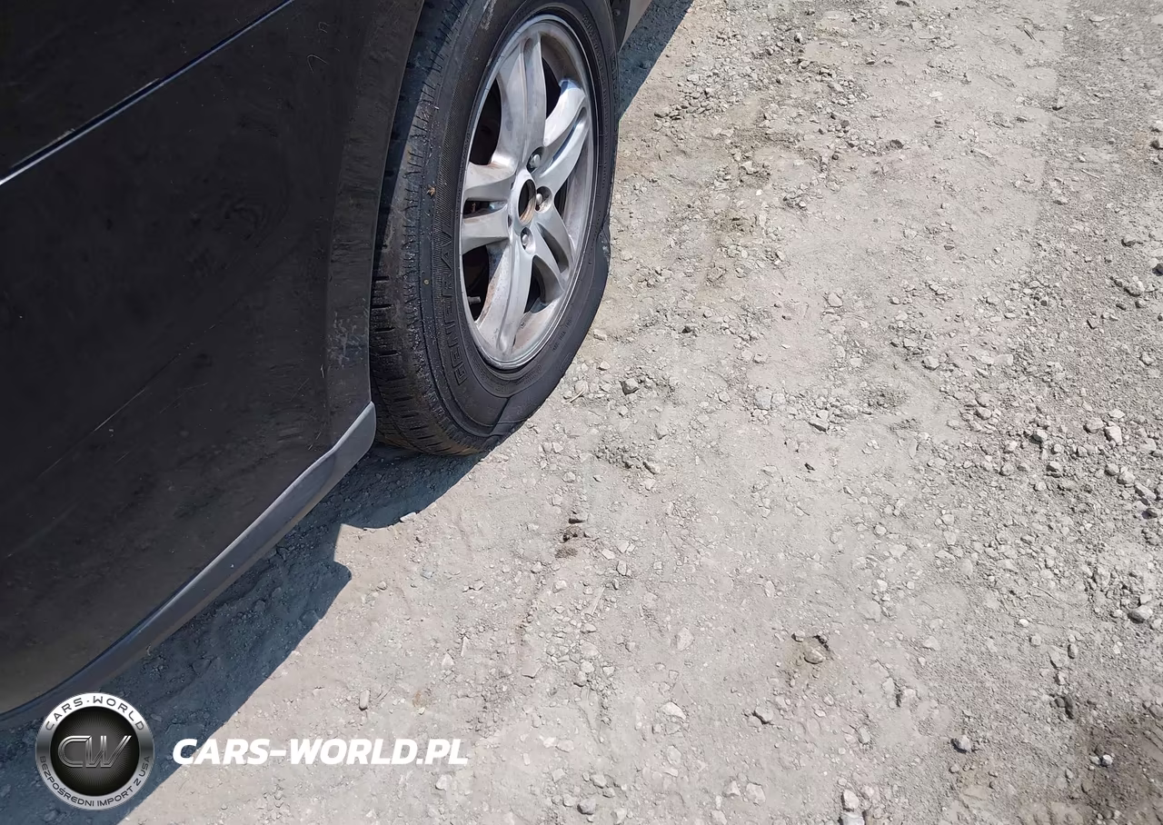 2011 Hyundai Santa Fe Gls V6 VIN:5XYZG4AGXBG057048 - 13