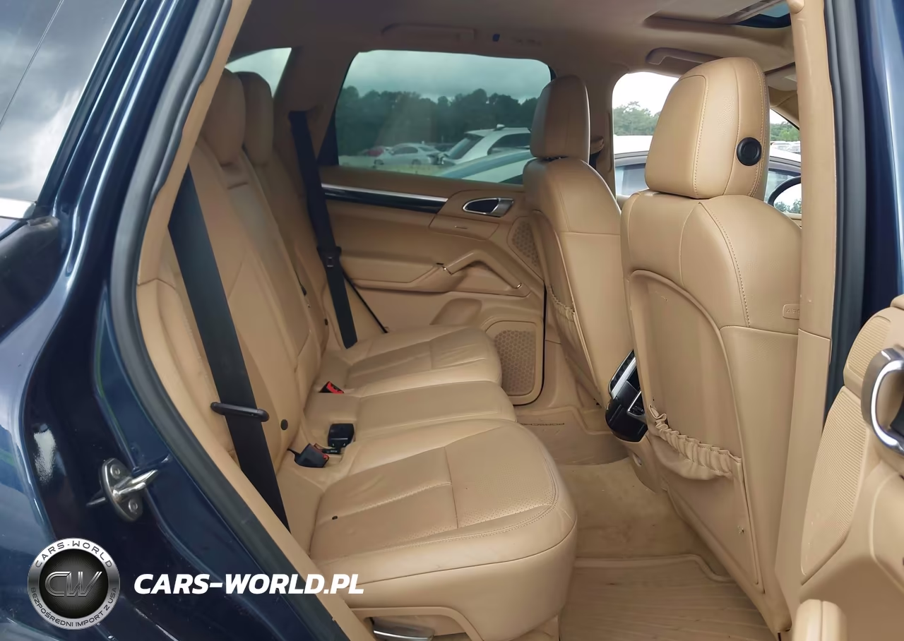 2011 Porsche Cayenne VIN:WP1AA2A23BLA07554 - 8