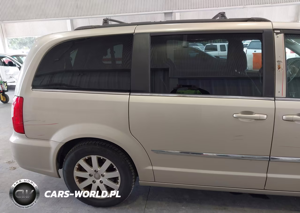 2013 Chrysler Town & Country Touring VIN:2C4RC1BG1DR691372 - 12