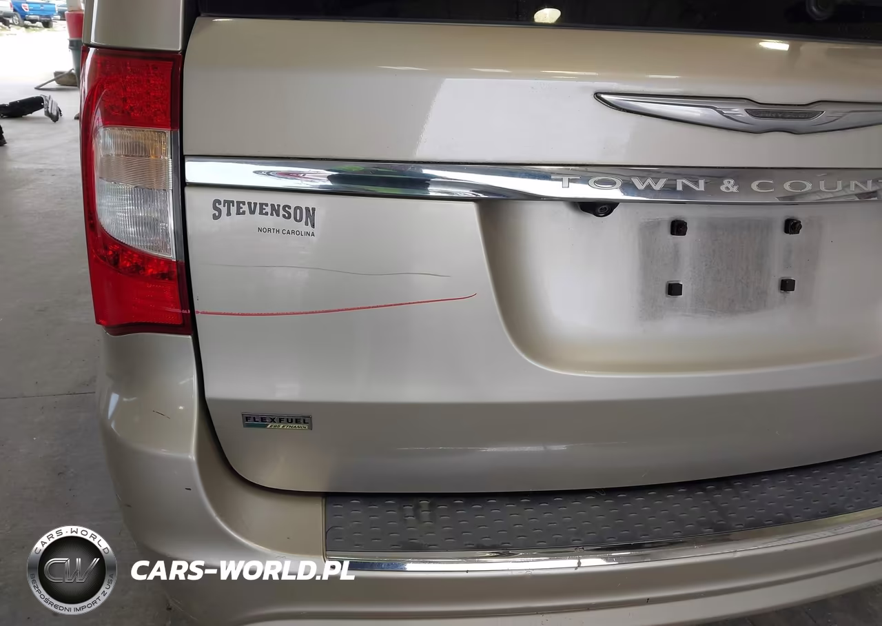 2013 Chrysler Town & Country Touring VIN:2C4RC1BG1DR691372 - 13