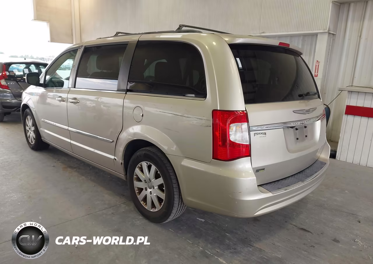 2013 Chrysler Town & Country Touring VIN:2C4RC1BG1DR691372 - 3