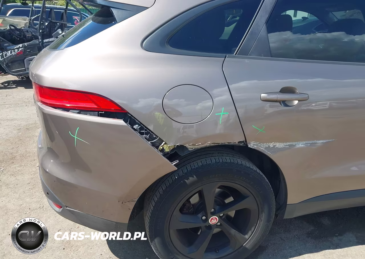 2017 Jaguar F-Pace 20D Premium VIN:SADCJ2BN9HA491239 - 18