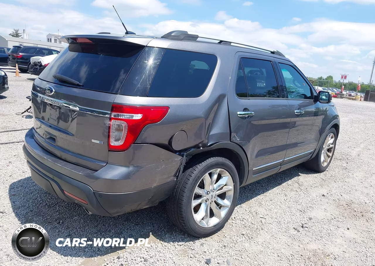 2013 Ford Explorer Xlt VIN:1FM5K8D82DGA53970 - 4