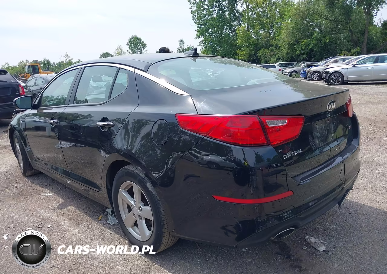 2015 Kia Optima Lx VIN:5XXGM4A79FG479757 - 3