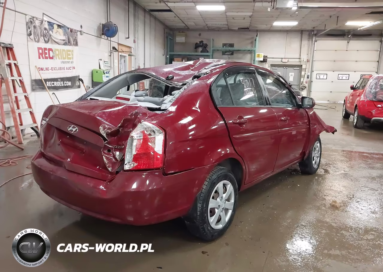 2010 Hyundai Accent Gls VIN:KMHCN4AC5AU494781 - 4