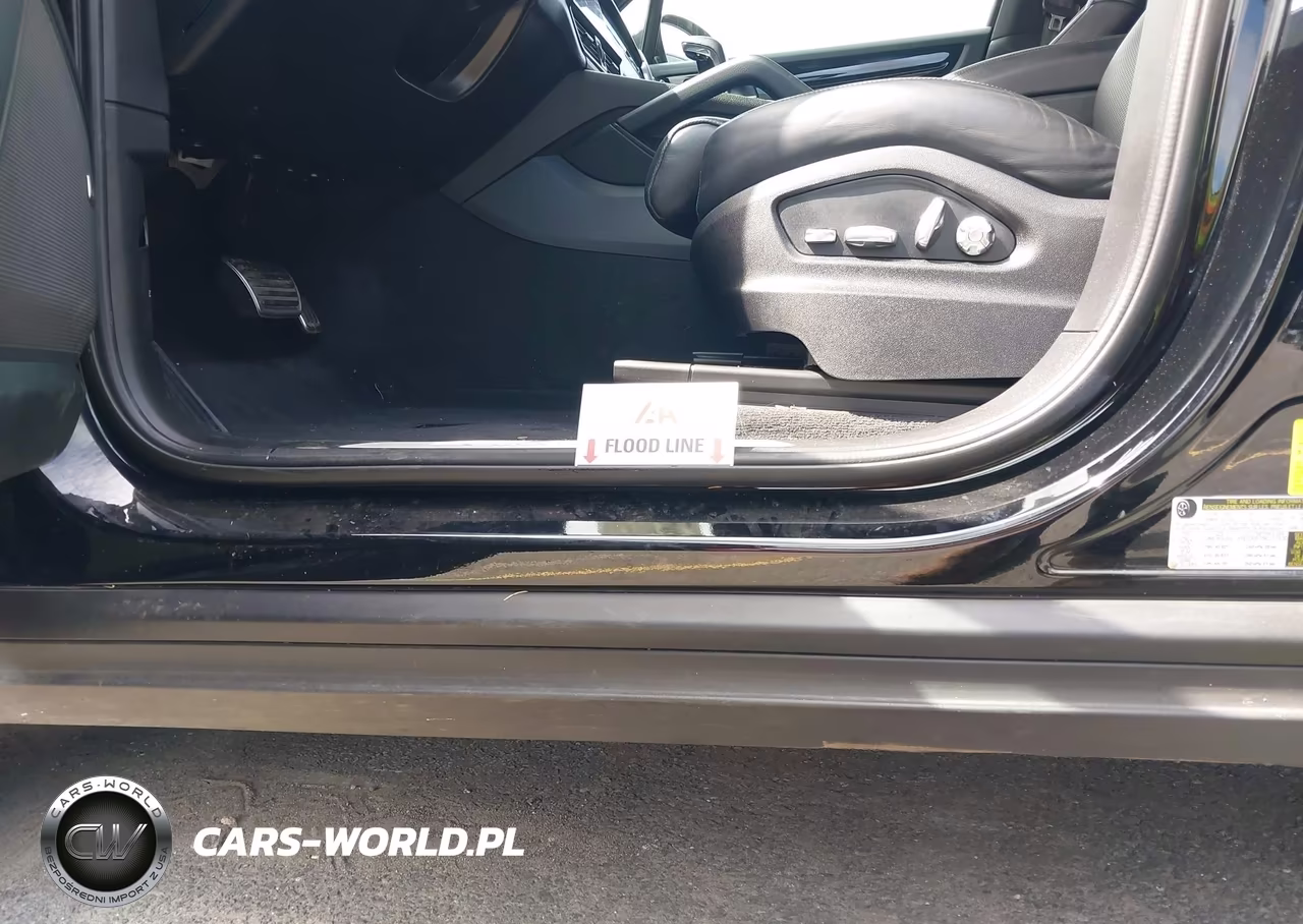 2020 Porsche Cayenne S VIN:WP1AB2AYXLDA28950 - 6