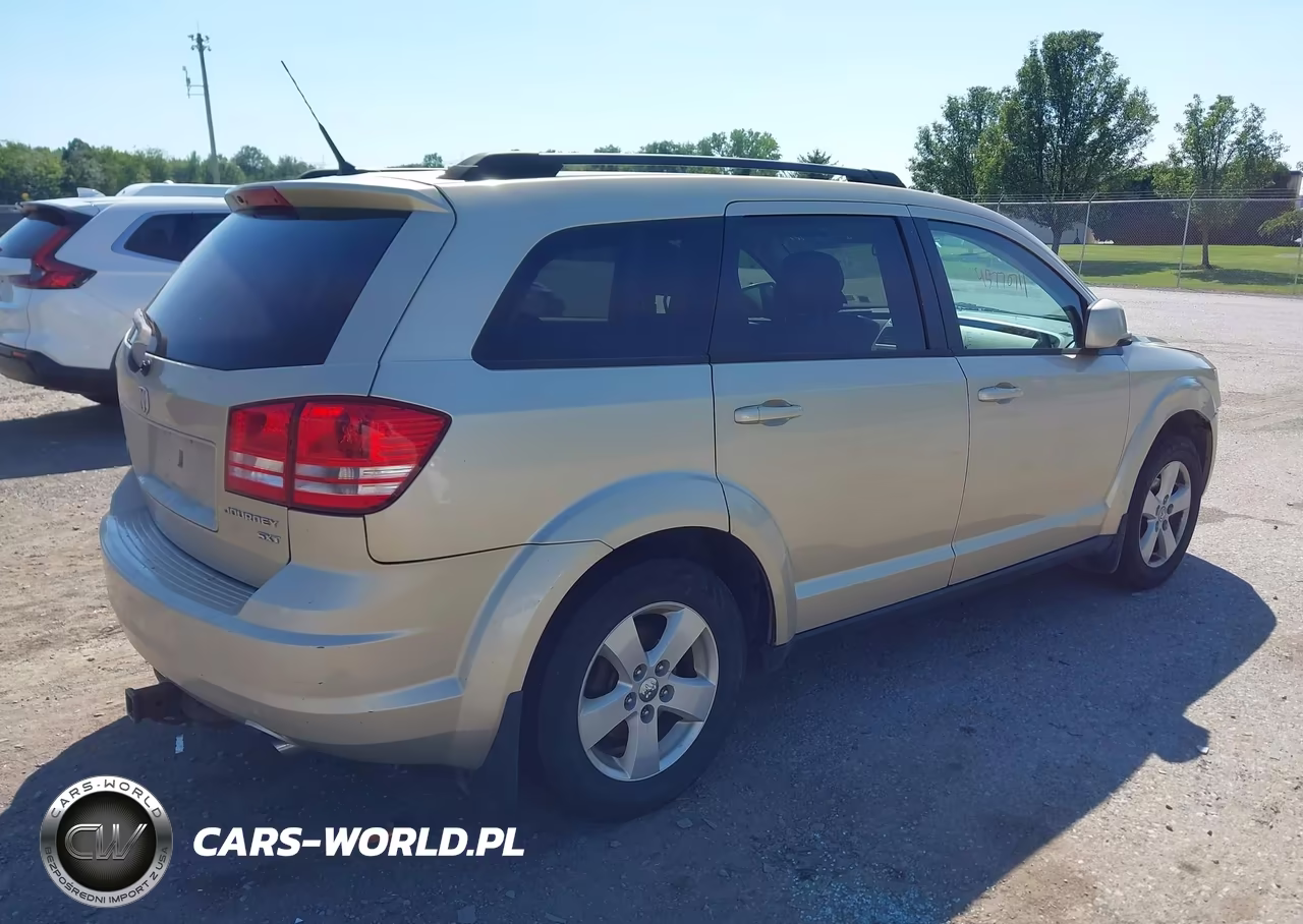 2010 Dodge Journey Sxt VIN:3D4PG5FV2AT145283 - 4