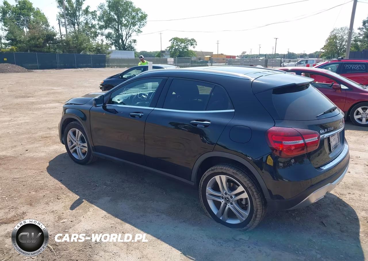 2019 Mercedes-Benz Gla 250 4Matic VIN:WDCTG4GB8KJ550237 - 3