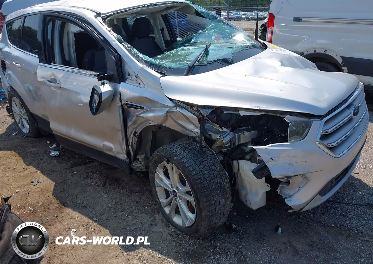 2017 Ford Escape Se VIN:1FMCU9GD1HUE24558 - 1