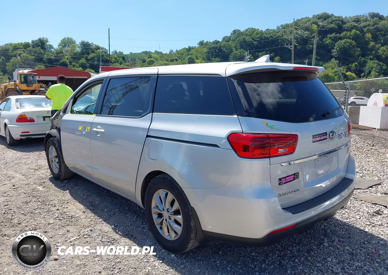 2020 Kia Sedona Lx VIN:KNDMB5C15L6582319 - 3