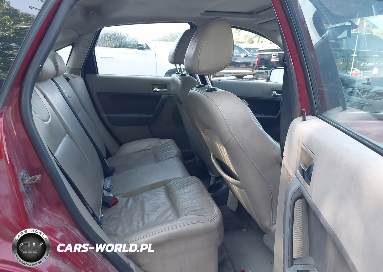 2009 Ford Focus Sel VIN:1FAHP37N89W127287 - 8