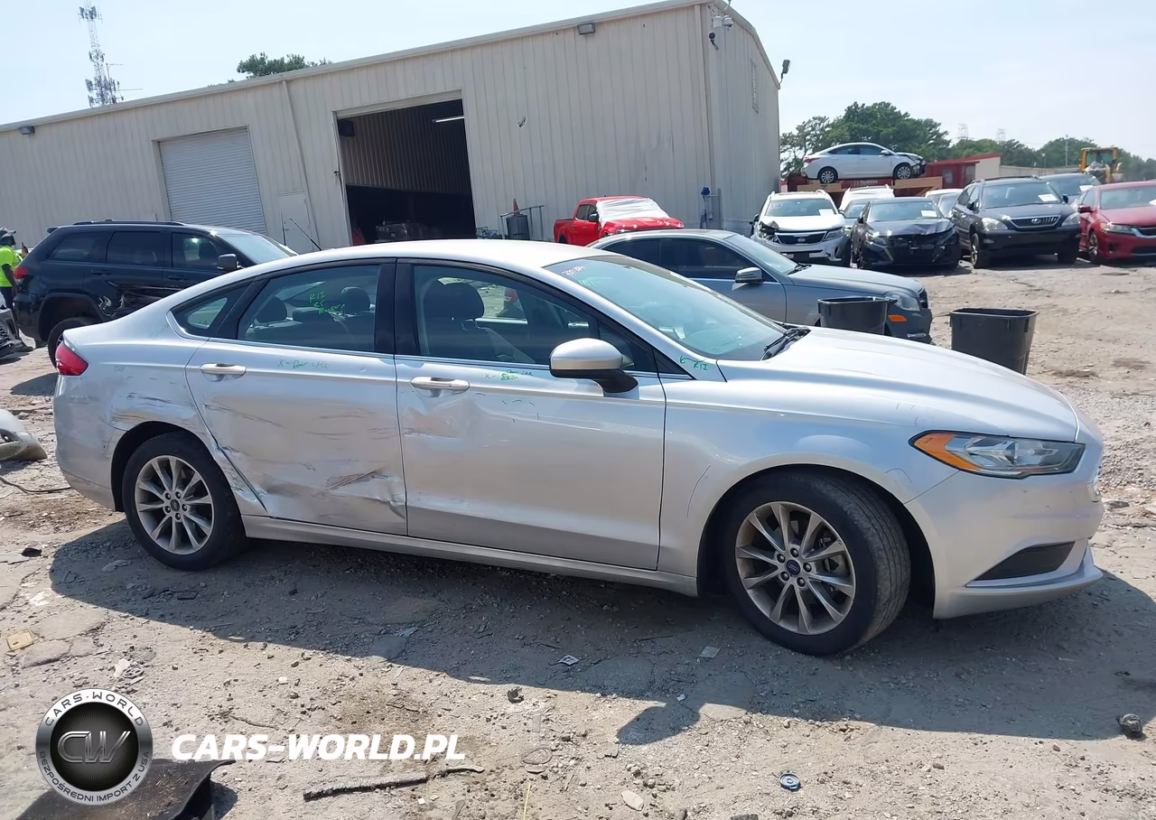 2017 Ford Fusion Se VIN:3FA6P0H77HR318433 - 13