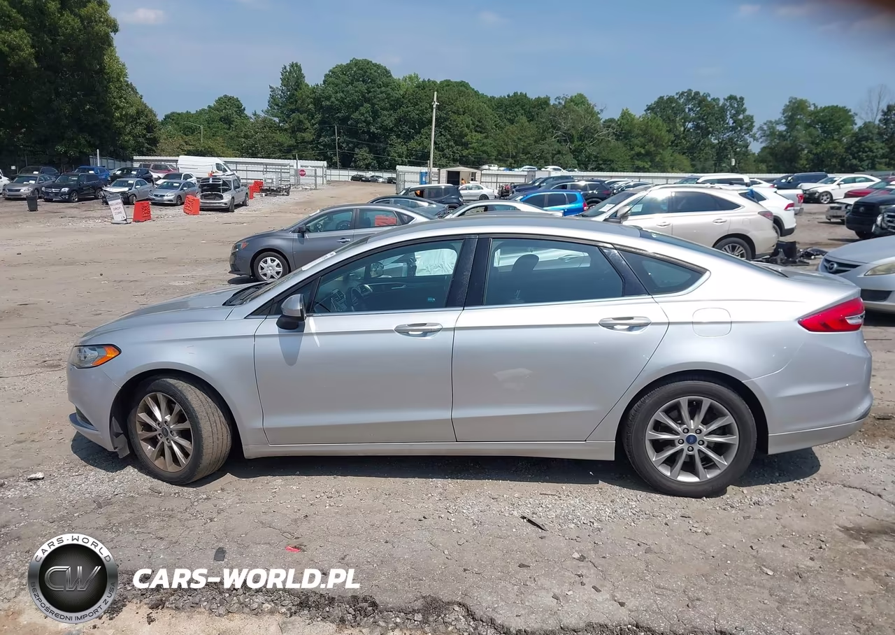 2017 Ford Fusion Se VIN:3FA6P0H77HR318433 - 14