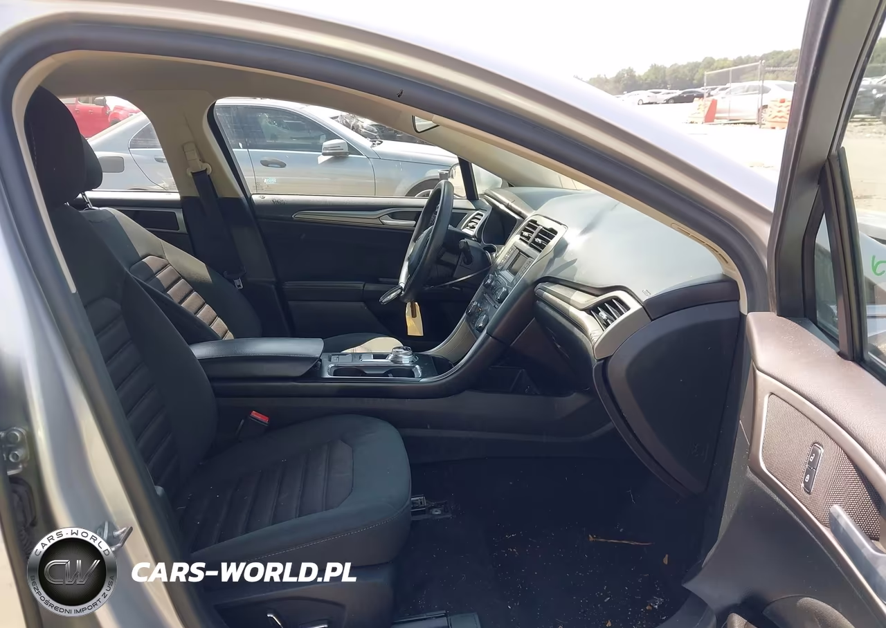 2017 Ford Fusion Se VIN:3FA6P0H77HR318433 - 5
