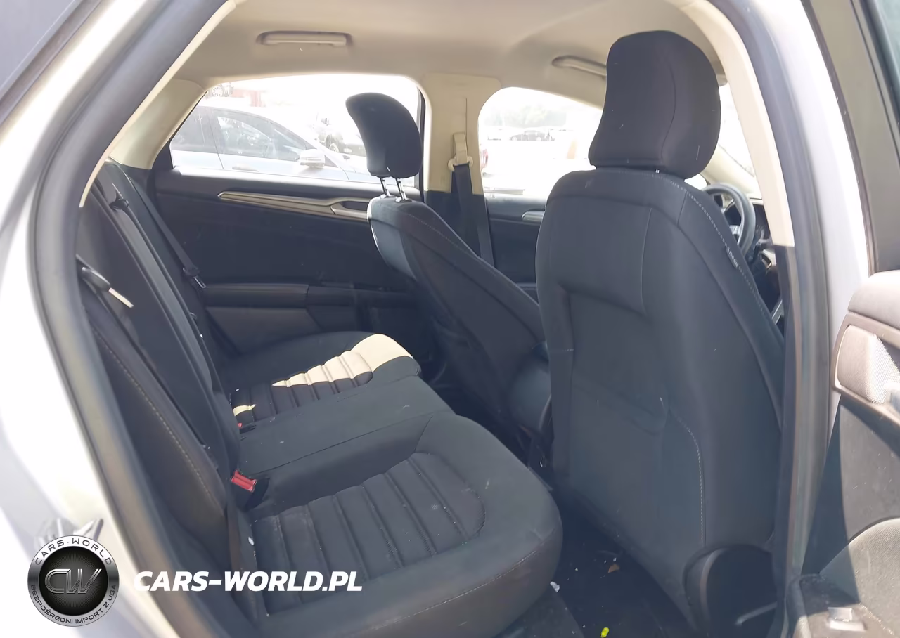 2017 Ford Fusion Se VIN:3FA6P0H77HR318433 - 8