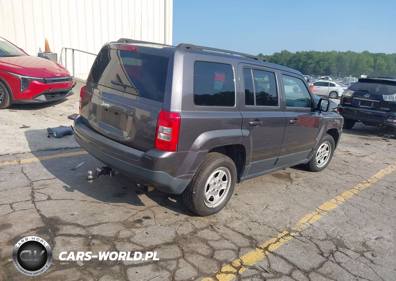 2015 Jeep Patriot Sport VIN:1C4NJPBA3FD170811 - 4