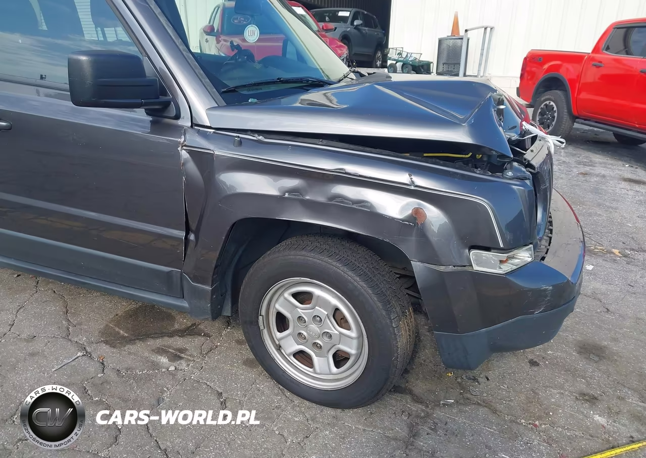 2015 Jeep Patriot Sport VIN:1C4NJPBA3FD170811 - 6