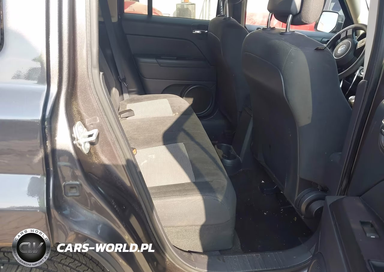 2015 Jeep Patriot Sport VIN:1C4NJPBA3FD170811 - 8