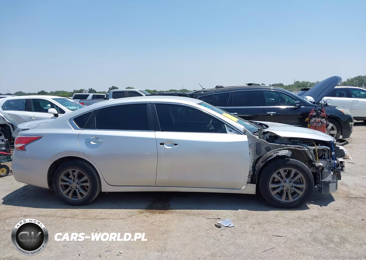 2015 Nissan Altima 2.5 S VIN:1N4AL3AP0FC499534 - 14