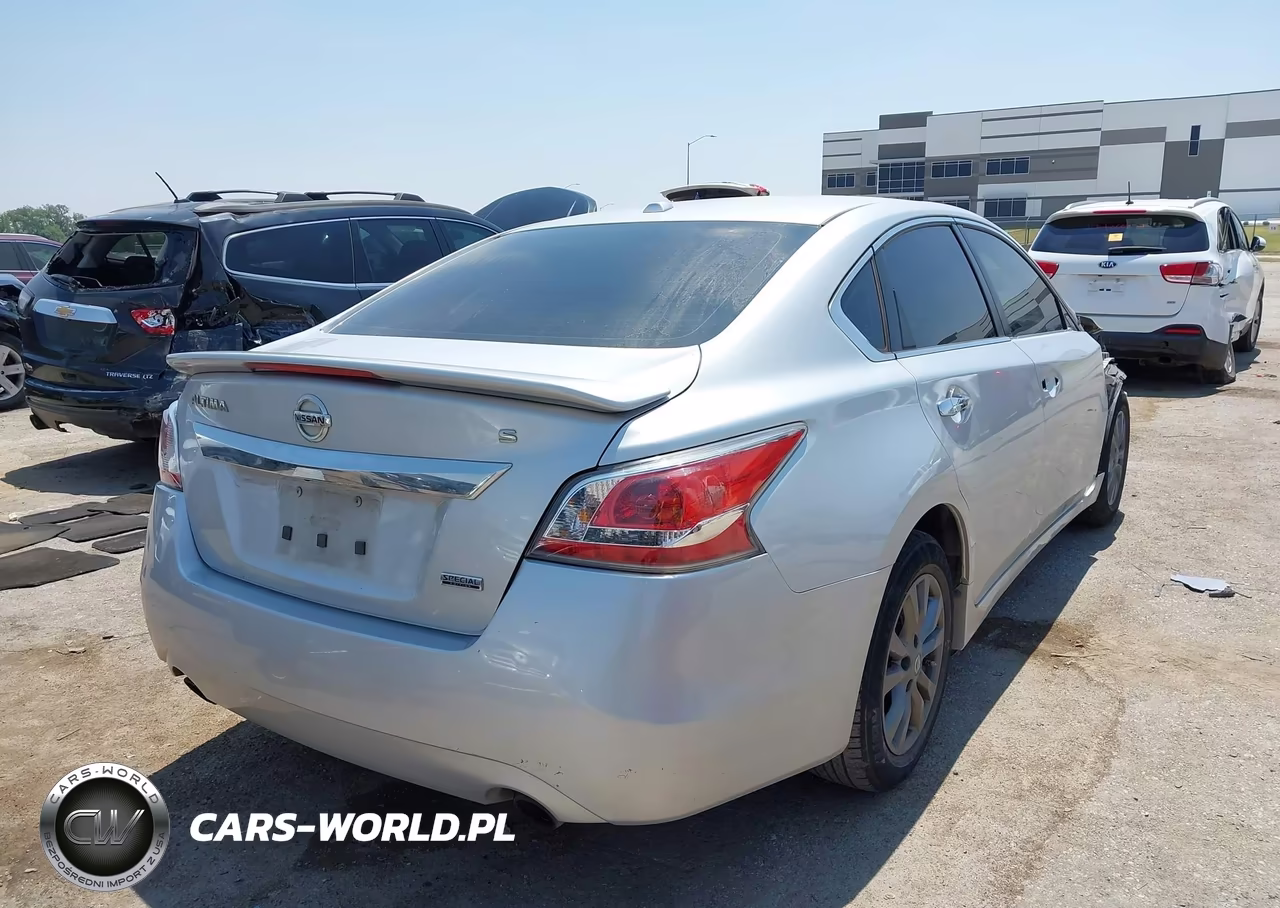 2015 Nissan Altima 2.5 S VIN:1N4AL3AP0FC499534 - 4
