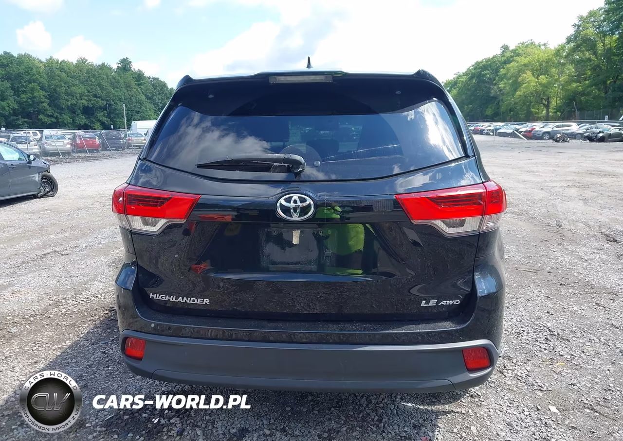 2019 Toyota Highlander Le Plus VIN:5TDBZRFH7KS986062 - 16