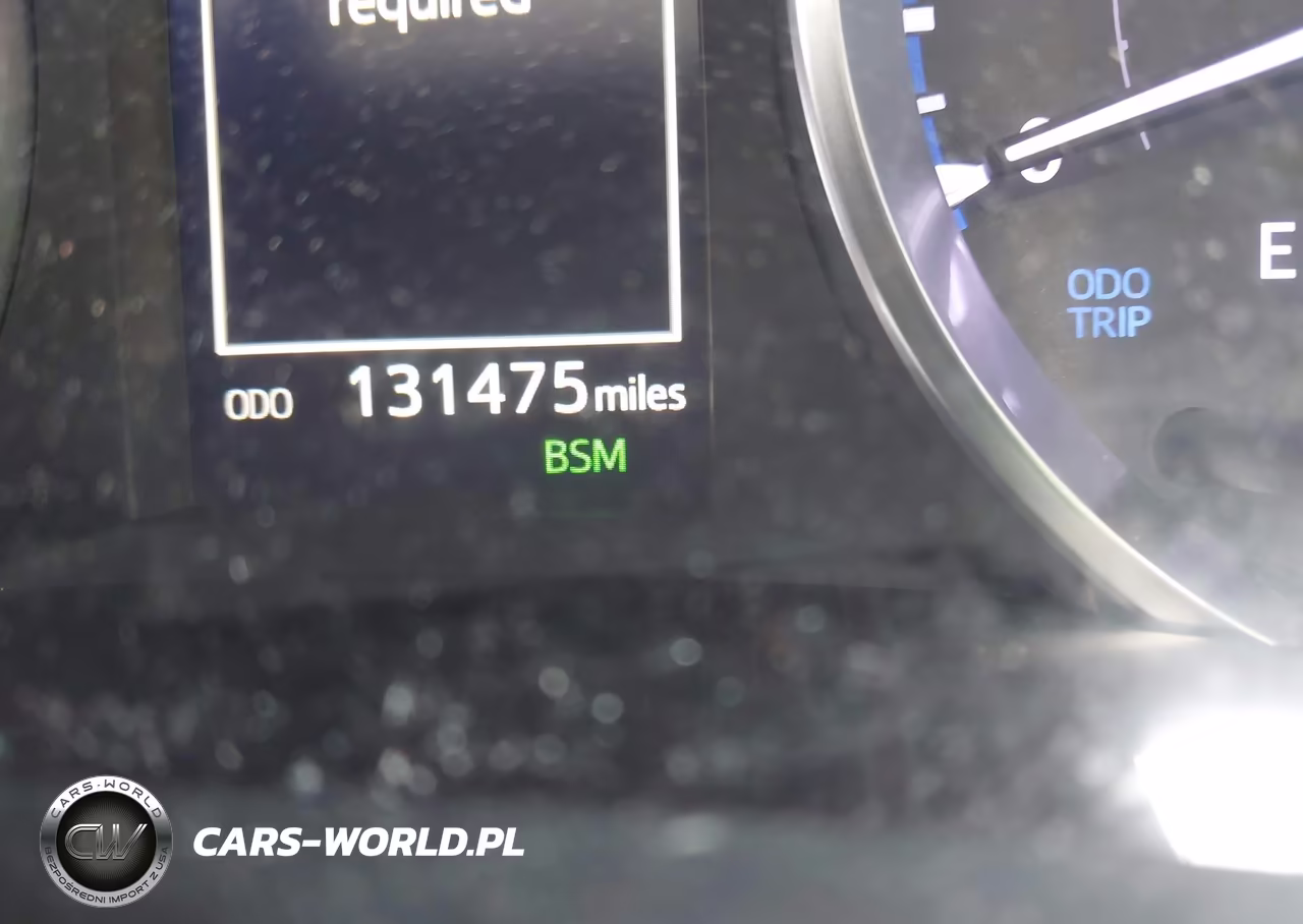 2019 Toyota Highlander Le Plus VIN:5TDBZRFH7KS986062 - 7