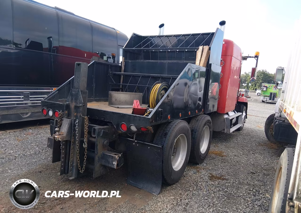 1996 Freightliner Conventional Fld120 VIN:1FUYDSEB2TH838316 - 4