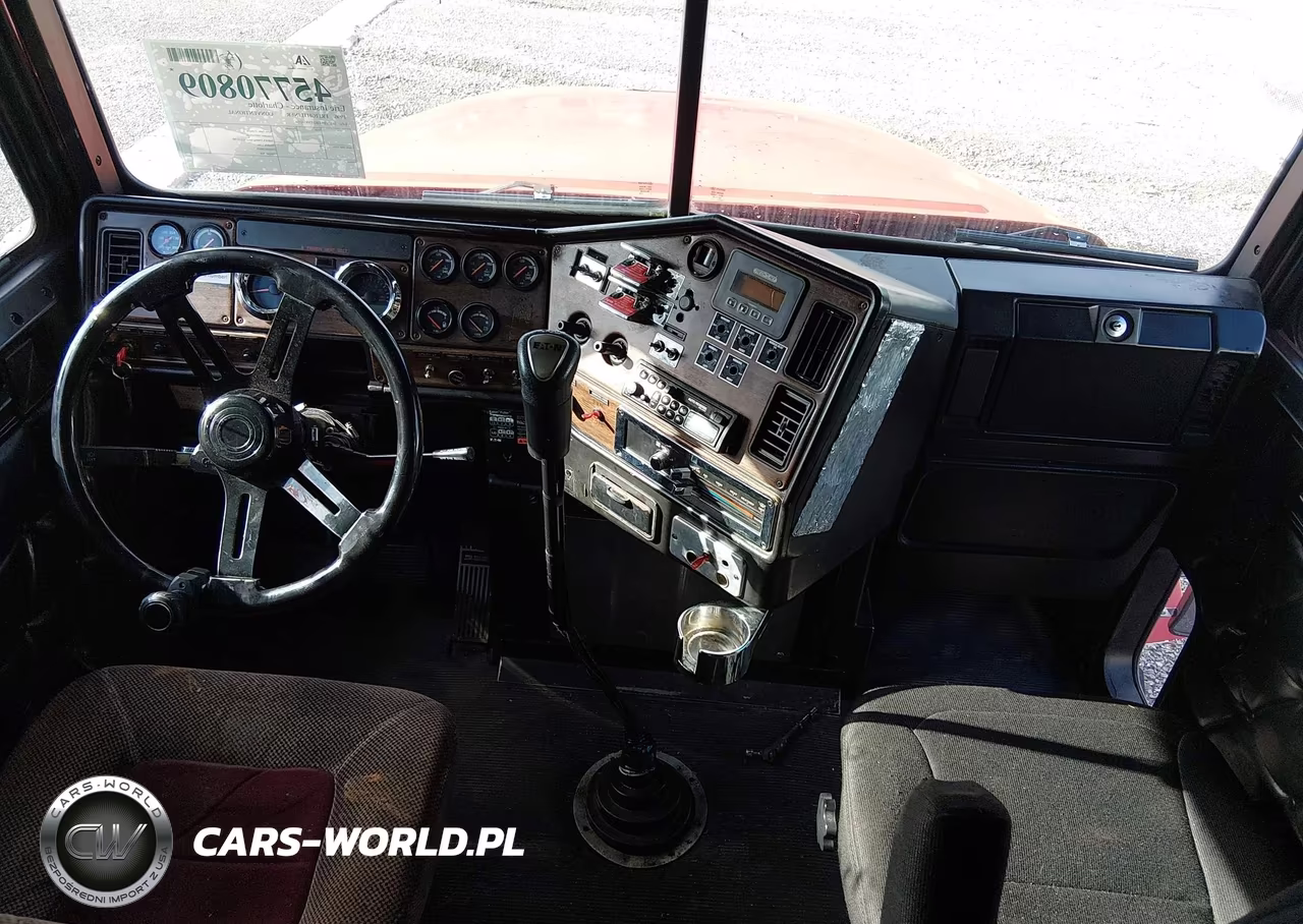 1996 Freightliner Conventional Fld120 VIN:1FUYDSEB2TH838316 - 7