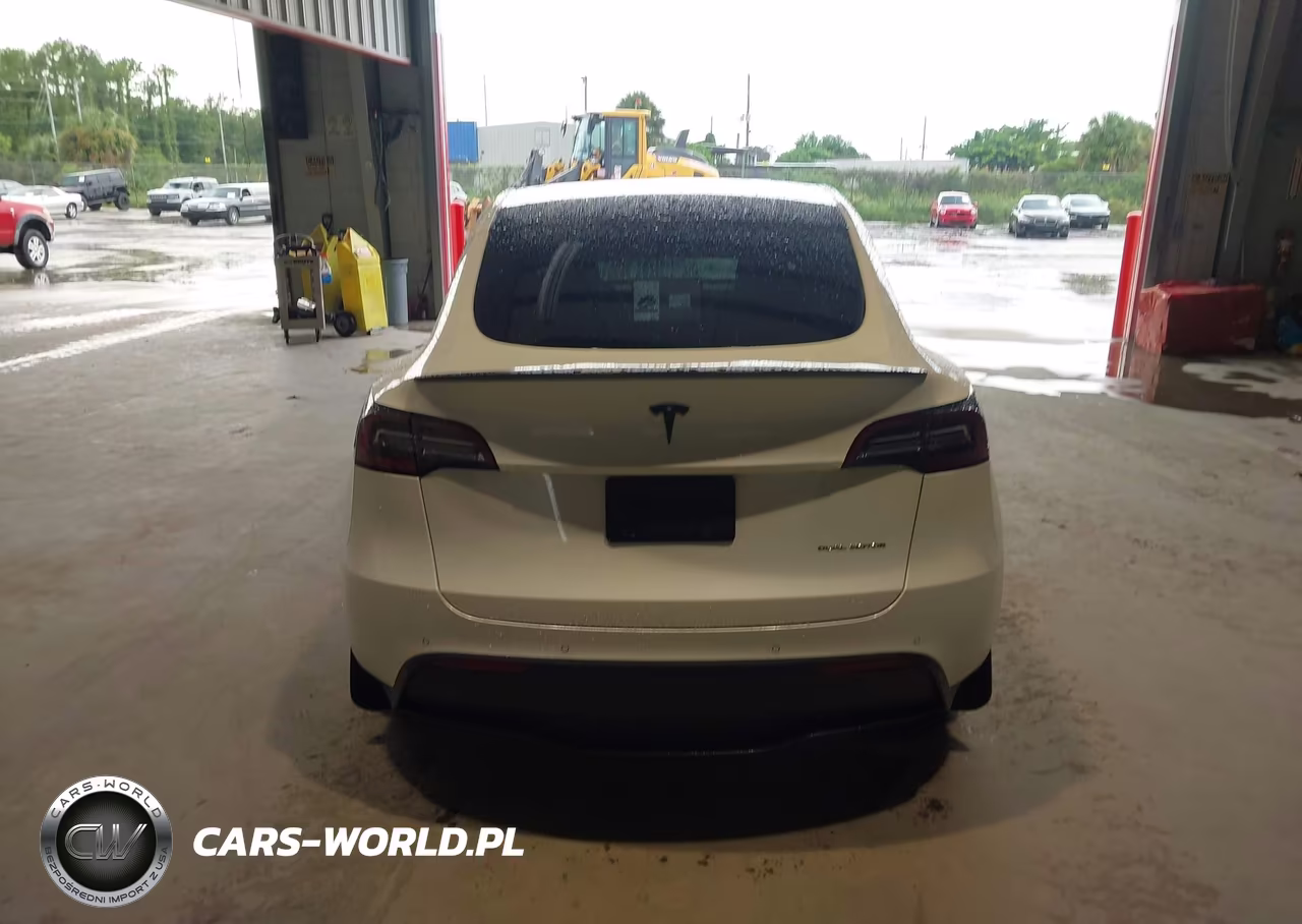2021 Tesla Model Y Long Range Dual Motor All-Wheel Drive VIN:5YJYGDEE2MF201321 - 16