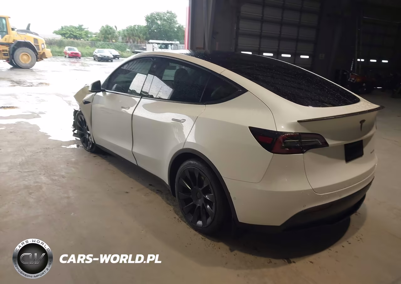 2021 Tesla Model Y Long Range Dual Motor All-Wheel Drive VIN:5YJYGDEE2MF201321 - 3